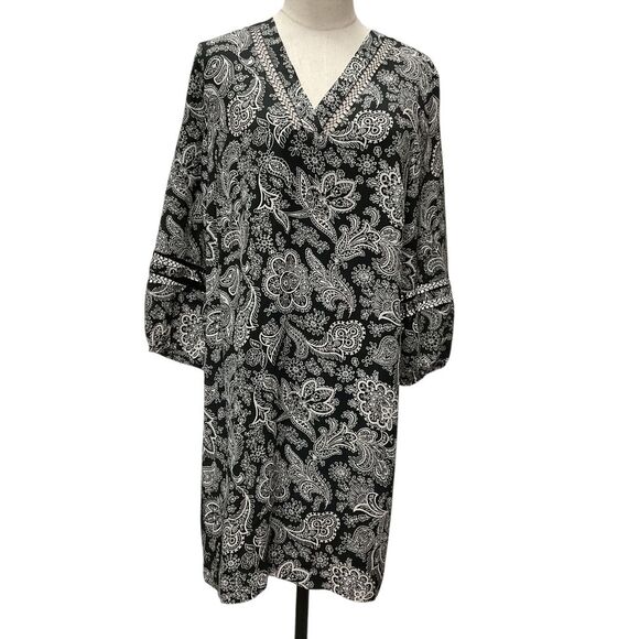 Banana Republic Dresses & Skirts - Banana Republic Women's Black & White Paisley Floral V-Neck Midi Dress Size‎ 12